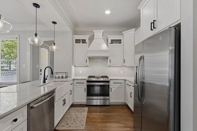 1012 RIVER CURRENTS DR, Memphis, TN 38103