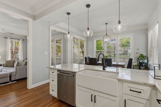 1012 RIVER CURRENTS DR, Memphis, TN 38103