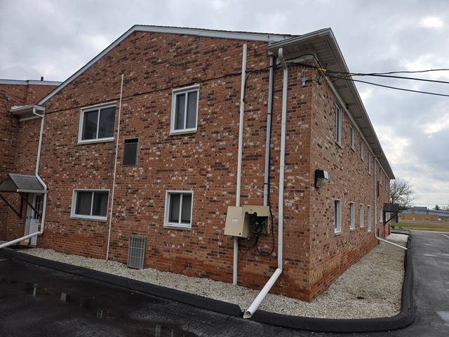1512 Normandy Road 105, Royal Oak, MI 48073