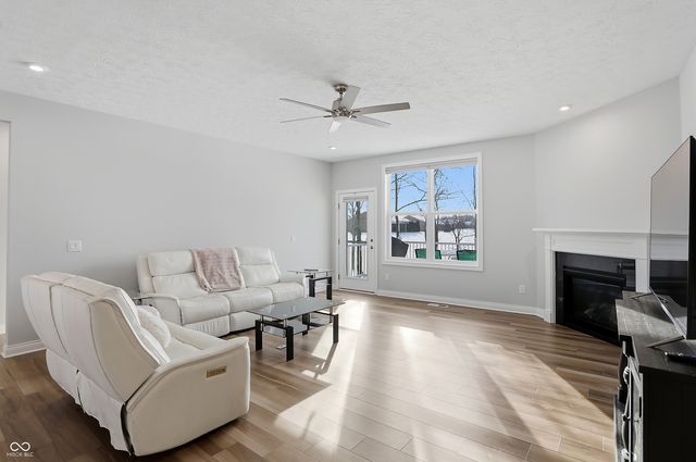 16067 Loire Valley Drive, Fishers, IN 46037