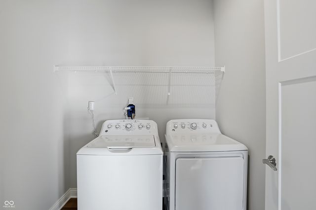 16067 Loire Valley Drive, Fishers, IN 46037