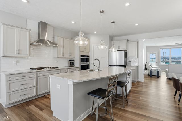 16067 Loire Valley Drive, Fishers, IN 46037