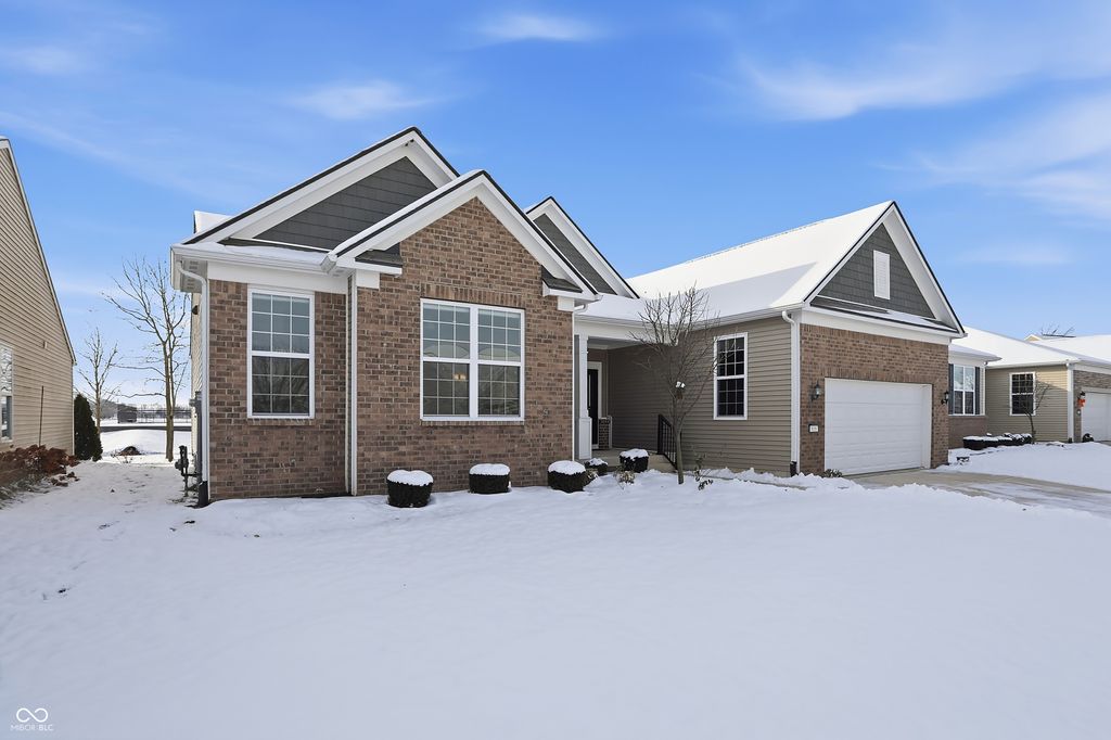 16067 Loire Valley Drive, Fishers, IN 46037
