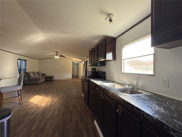 595 Road 3371a, Cleveland, TX 77327