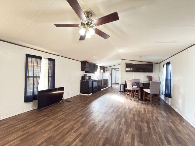 595 Road 3371a, Cleveland, TX 77327