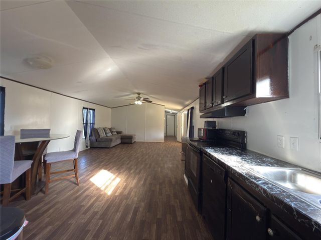 595 Road 3371a, Cleveland, TX 77327