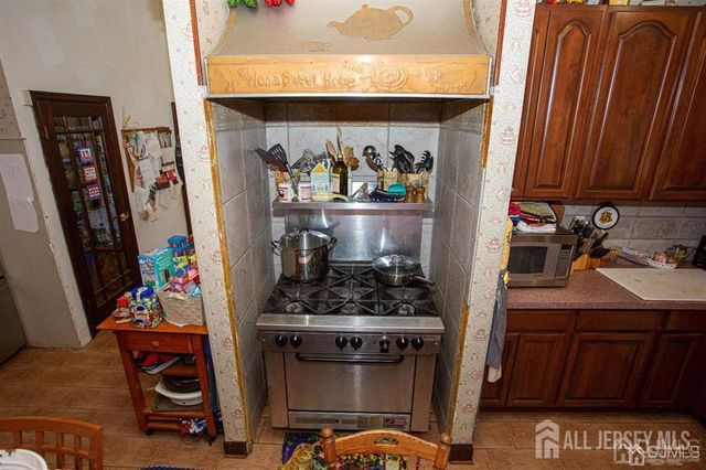 219 Johnson Lane, Sayreville, NJ 08859