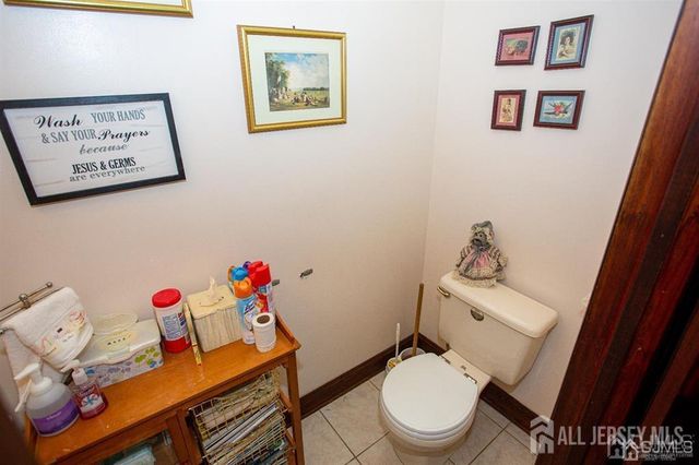 219 Johnson Lane, Sayreville, NJ 08859