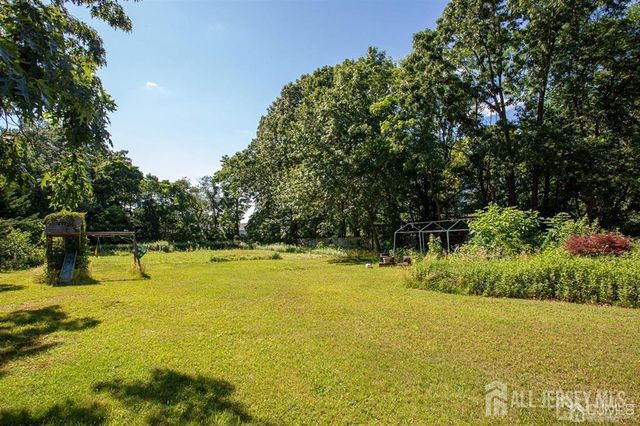 219 Johnson Lane, Sayreville, NJ 08859