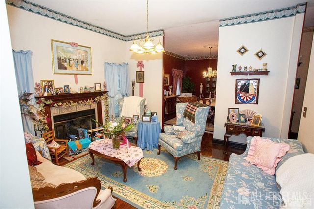 219 Johnson Lane, Sayreville, NJ 08859