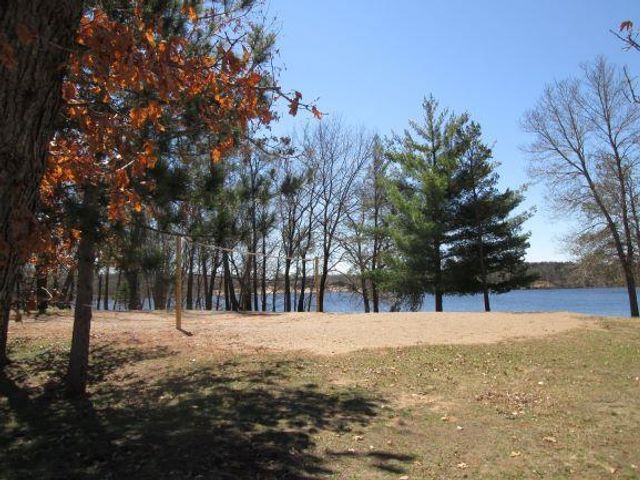 462 Duffers Trail, Nekoosa, WI 54457
