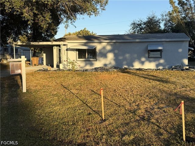 1129 Cherokee AVE, Lehigh Acres, FL 33936