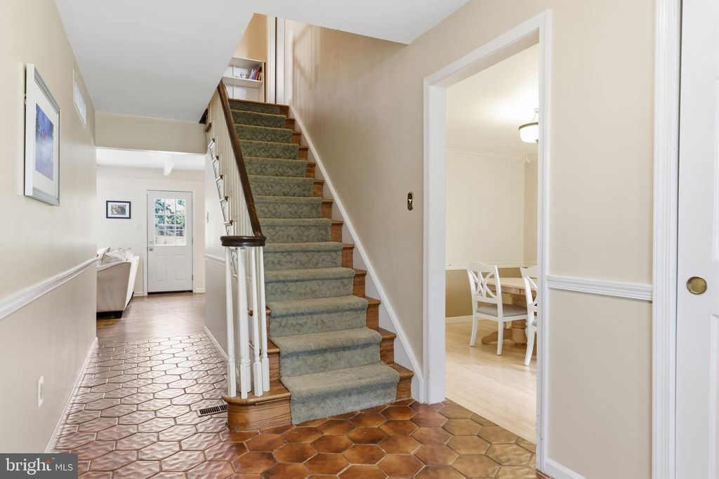 121 BROOK DR, HOLLAND, PA 18966 — photo 5