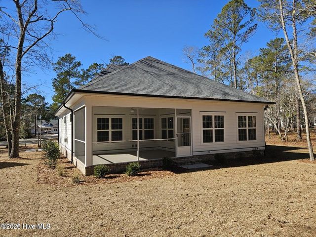 992 Ashburton Road SE, Bolivia, NC 28422
