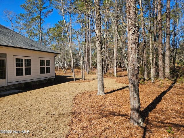 992 Ashburton Road SE, Bolivia, NC 28422