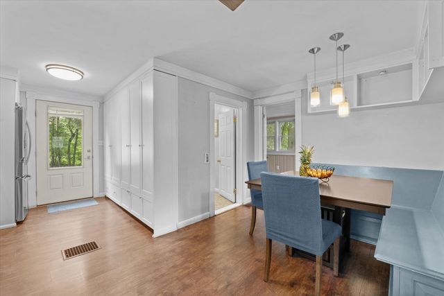 191 Pleasant St, Leominster, MA 01453