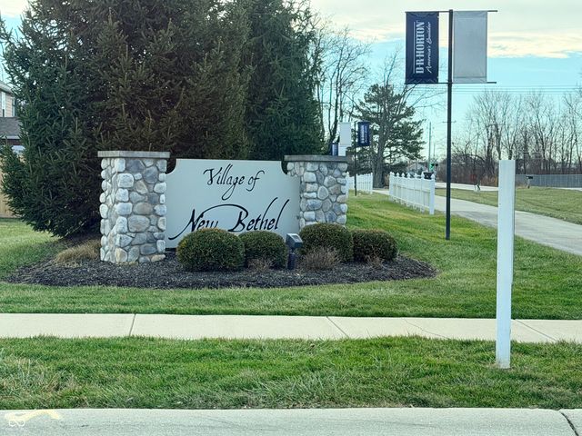 5250 Hearst Lane, Indianapolis, IN 46239