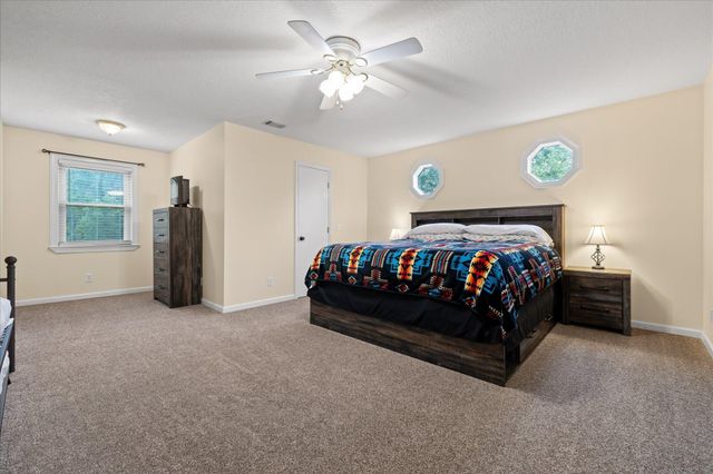 927 Casey Road, Trenton, GA 30752