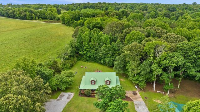 927 Casey Road, Trenton, GA 30752