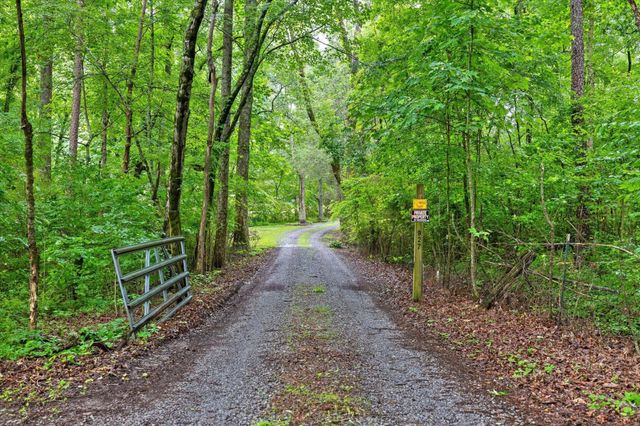 927 Casey Road, Trenton, GA 30752