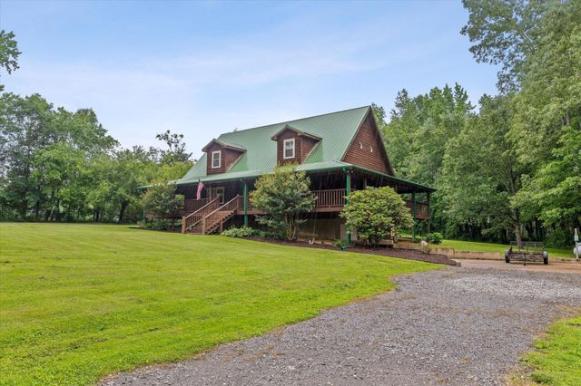 927 Casey Road, Trenton, GA 30752