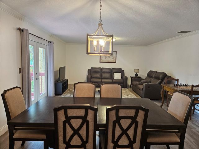 1737 PARAKEET WAY 2, Sarasota, FL 34232