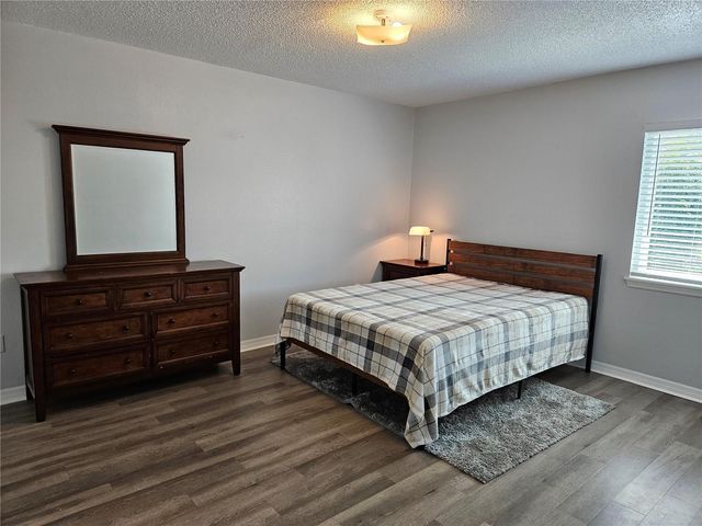1737 PARAKEET WAY 2, Sarasota, FL 34232
