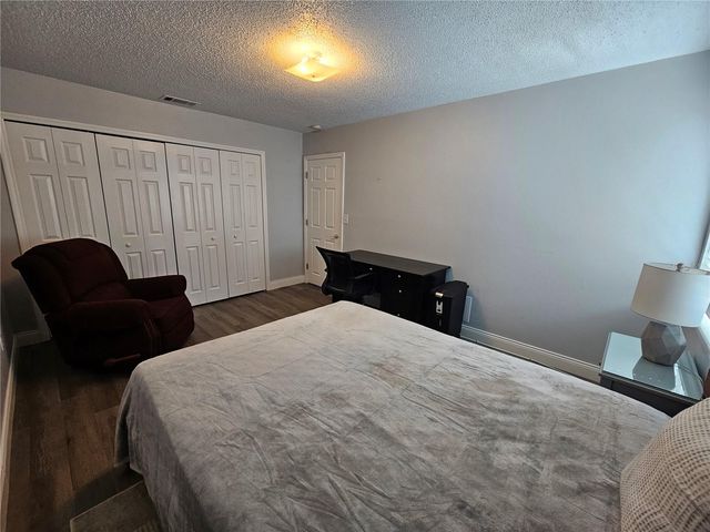 1737 PARAKEET WAY 2, Sarasota, FL 34232