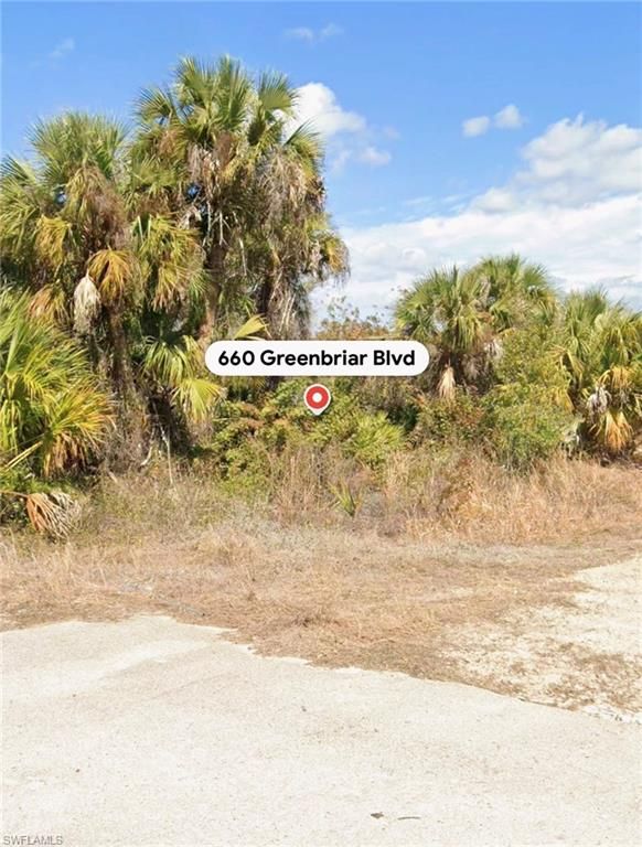 660 Greenbriar BLVD, LEHIGH ACRES, FL 33972 — exterior