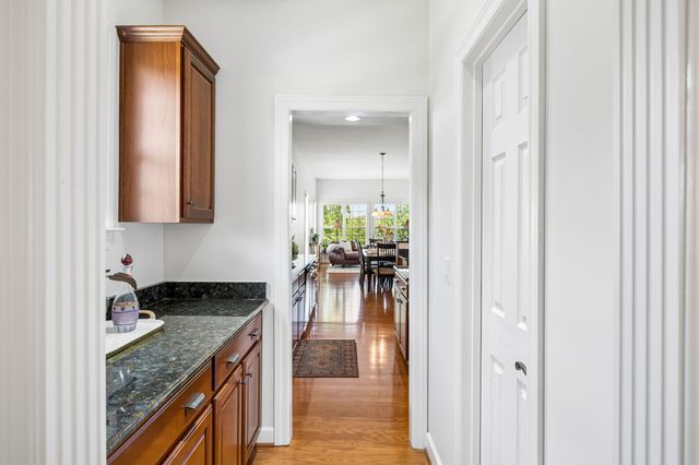 9224 Sydney Ln, Brentwood, TN 37027