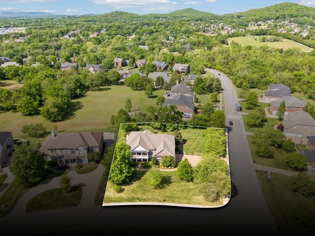 9224 Sydney Ln, Brentwood, TN 37027