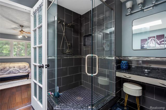 6535 Ridgeview Drive, Independence Charter Township, MI 48346