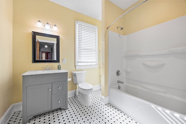 209 6th, Carnegie, PA 15106