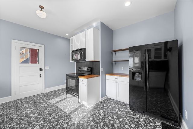 209 6th, Carnegie, PA 15106