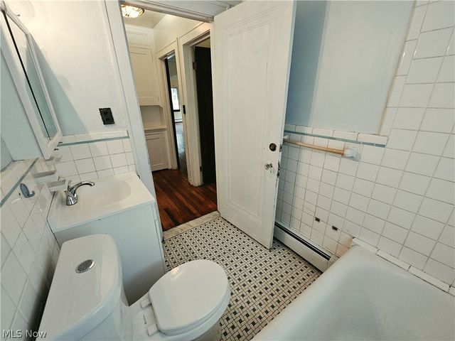 18313 Newell Road 1, Shaker Heights, OH 44122