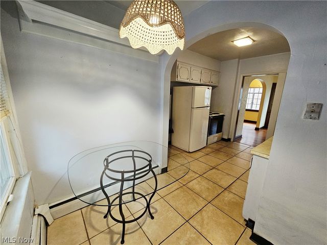 18313 Newell Road 1, Shaker Heights, OH 44122