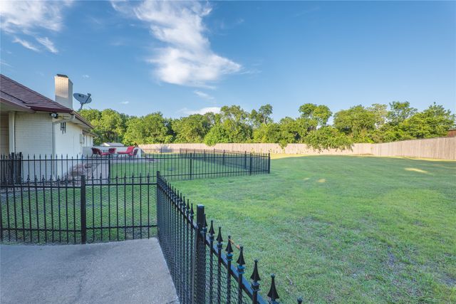 10 Park Central Circle, Rockwall, TX 75087