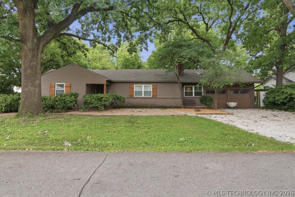 1440 E 55th Place, Tulsa, OK 74105