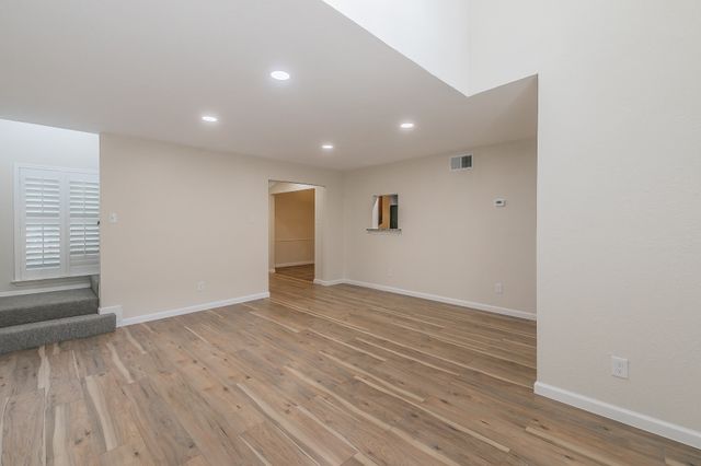2807 Summit View Drive, Bedford, TX 76021