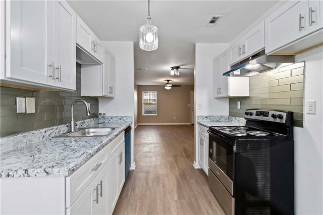 2340 Beaver Ruin Road 16, Norcross, GA 30071