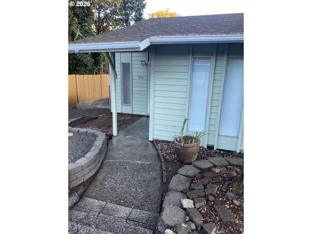 850 W POWELL Blvd, Gresham, OR 97030