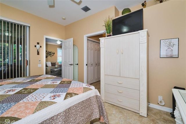 8780 Middlebrook DR, Fort Myers, FL 33908
