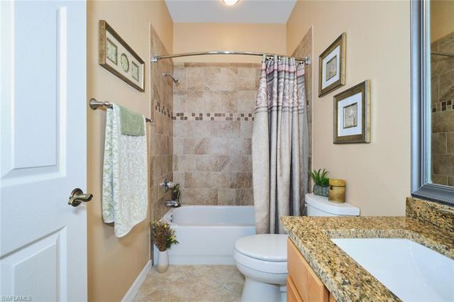 8780 Middlebrook DR, Fort Myers, FL 33908