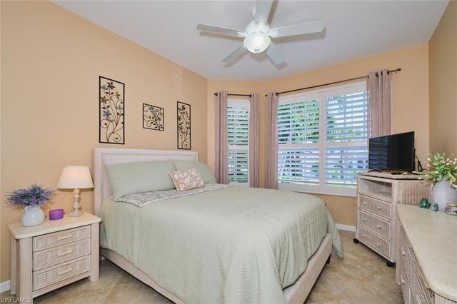 8780 Middlebrook DR, Fort Myers, FL 33908