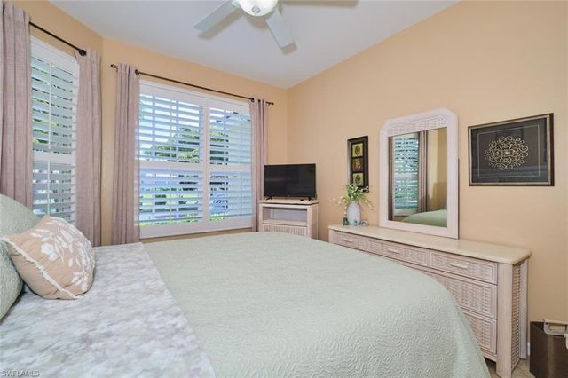 8780 Middlebrook DR, Fort Myers, FL 33908