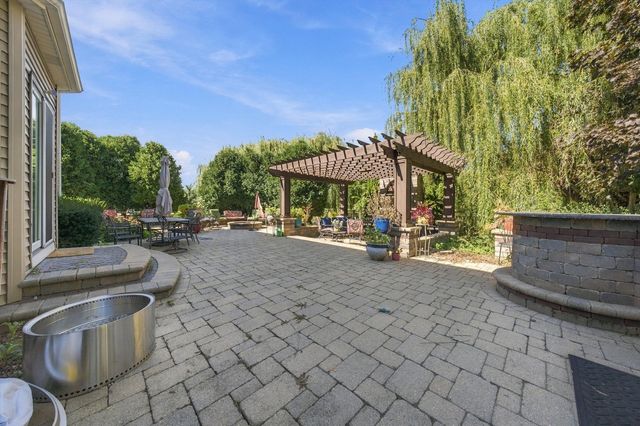 12908 Timber Wood Circle, Plainfield, IL 60585