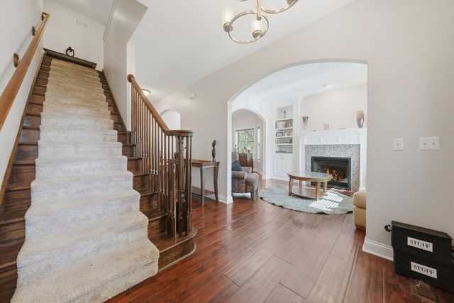 12908 Timber Wood Circle, Plainfield, IL 60585