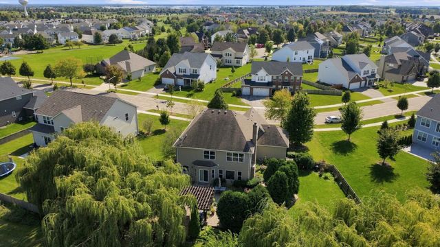 12908 Timber Wood Circle, Plainfield, IL 60585