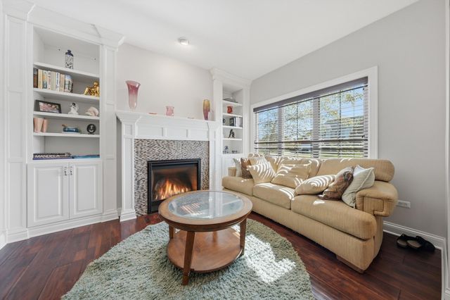 12908 Timber Wood Circle, Plainfield, IL 60585
