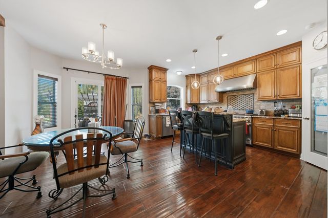 12908 Timber Wood Circle, Plainfield, IL 60585